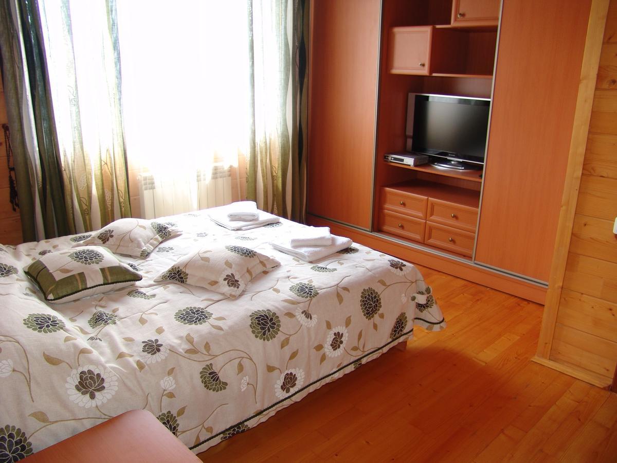 Girska Khatynka Slavske Ngoại thất bức ảnh